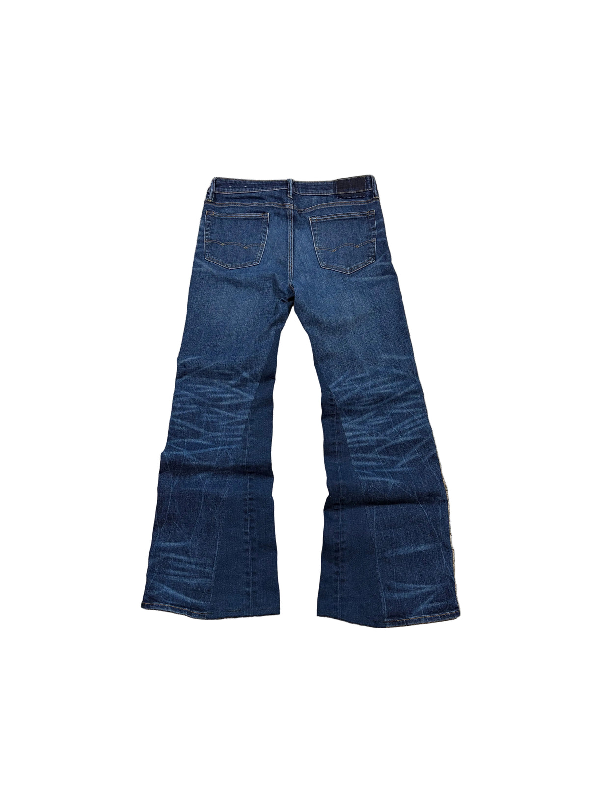 Dark blue bootcut jeans. Size: 32x34