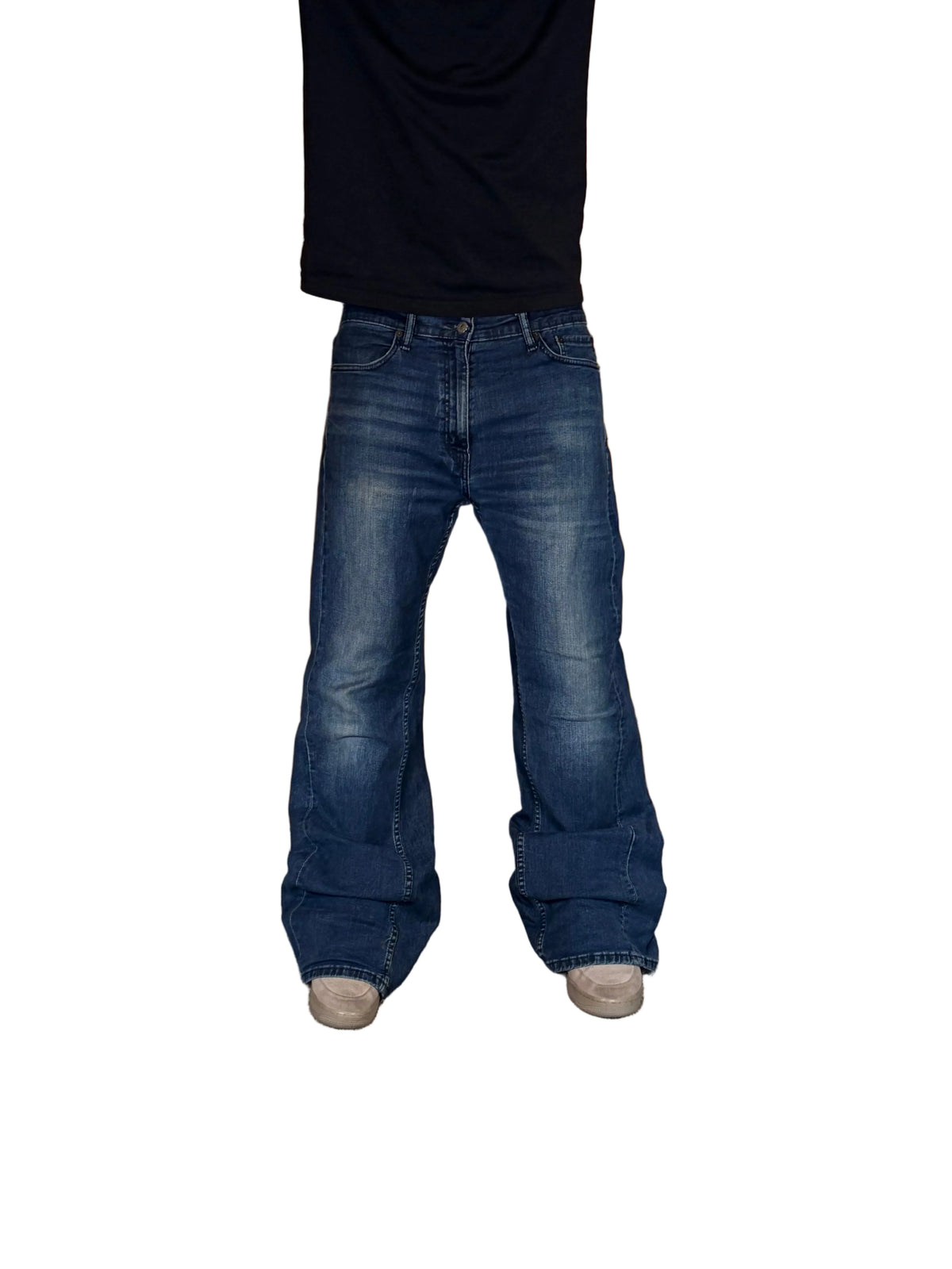 1of1 Vintage dark blue flared jeans. Size: 34x34