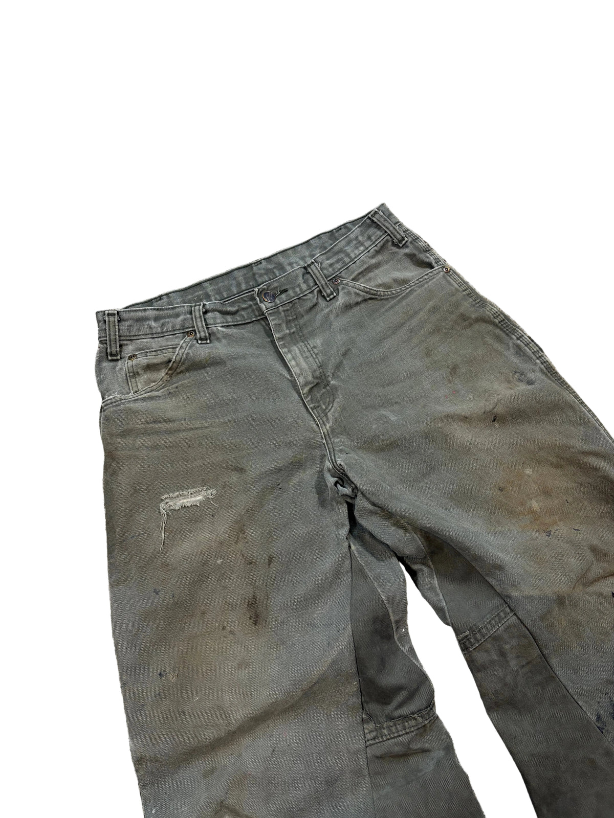 1of1 reworked baggy DICKIES work jeans. Size: 32x32