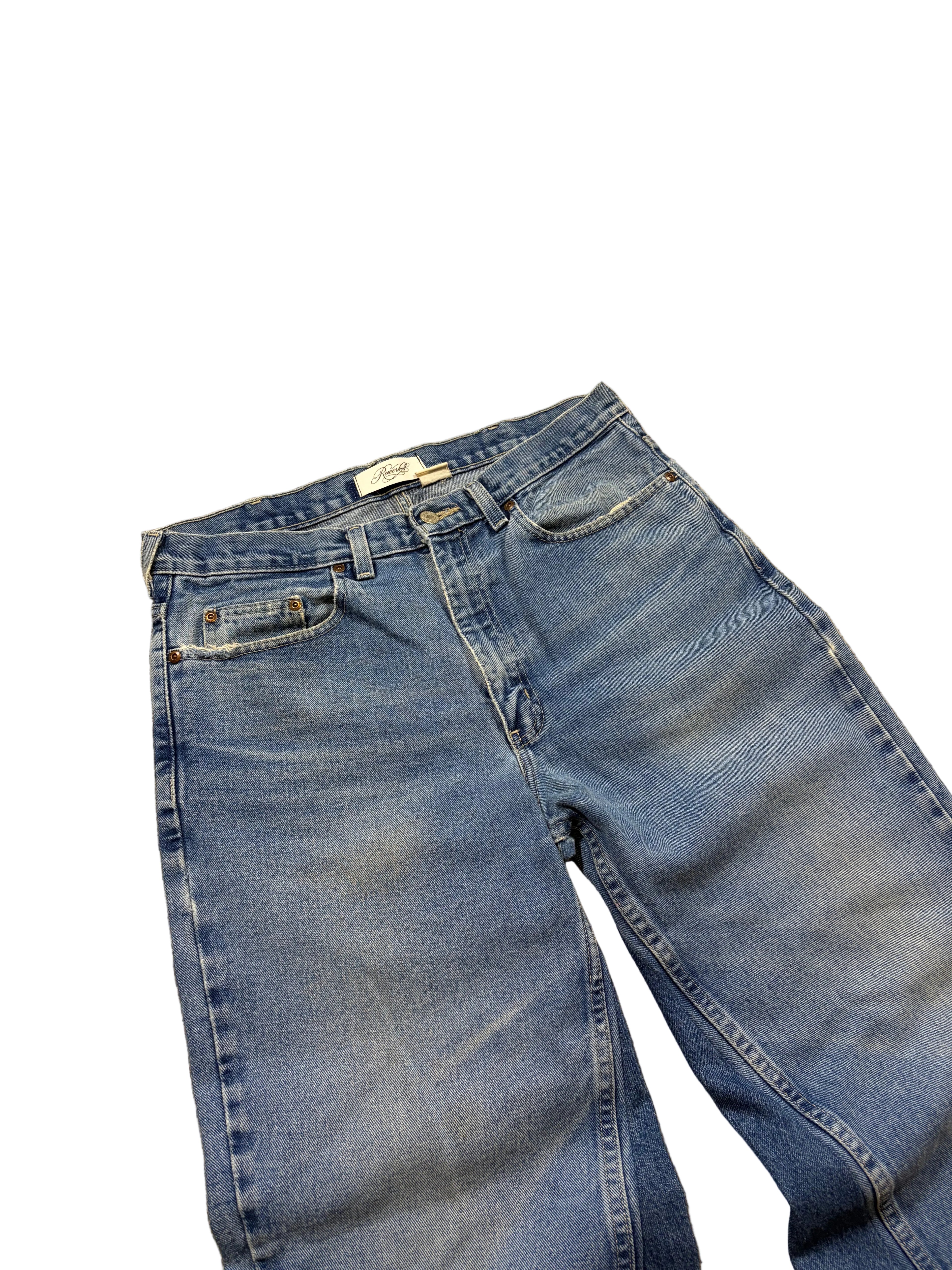Light blue vintage baggy jeans. Size: 32x30