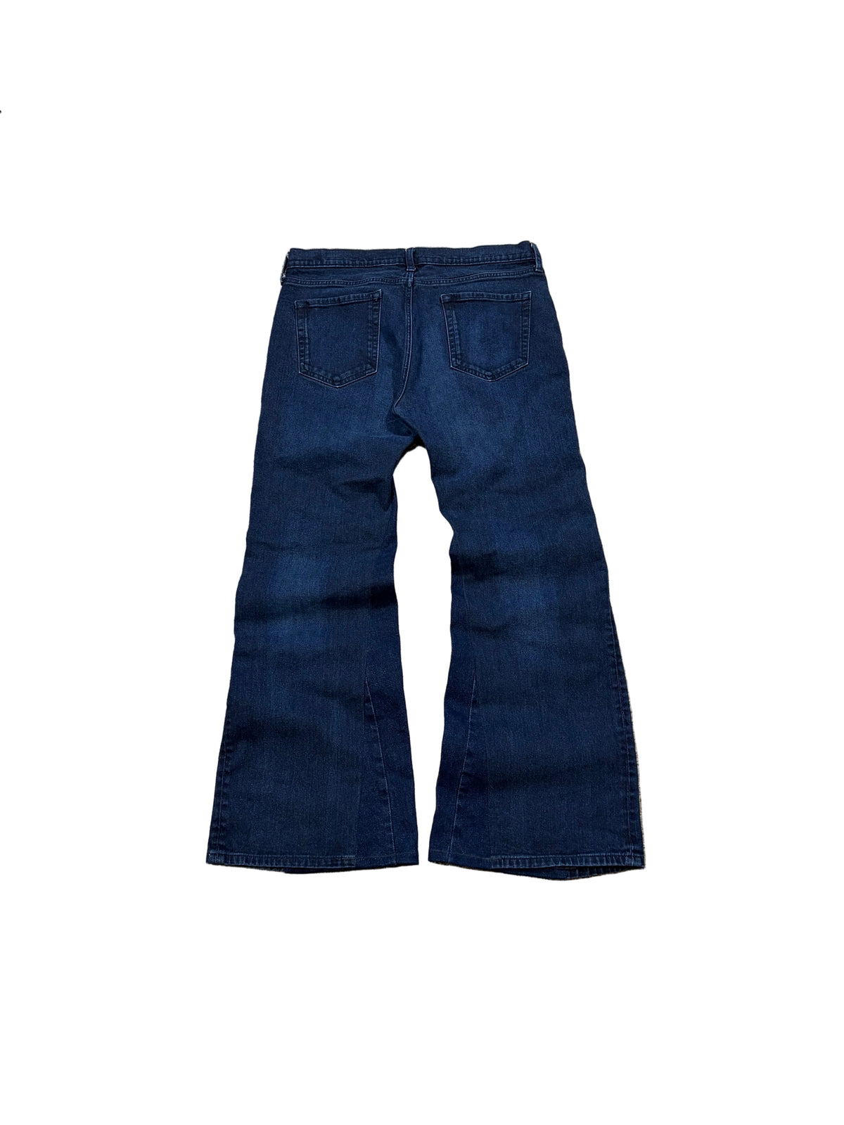 Dark blue flared jeans. Size: 34x32