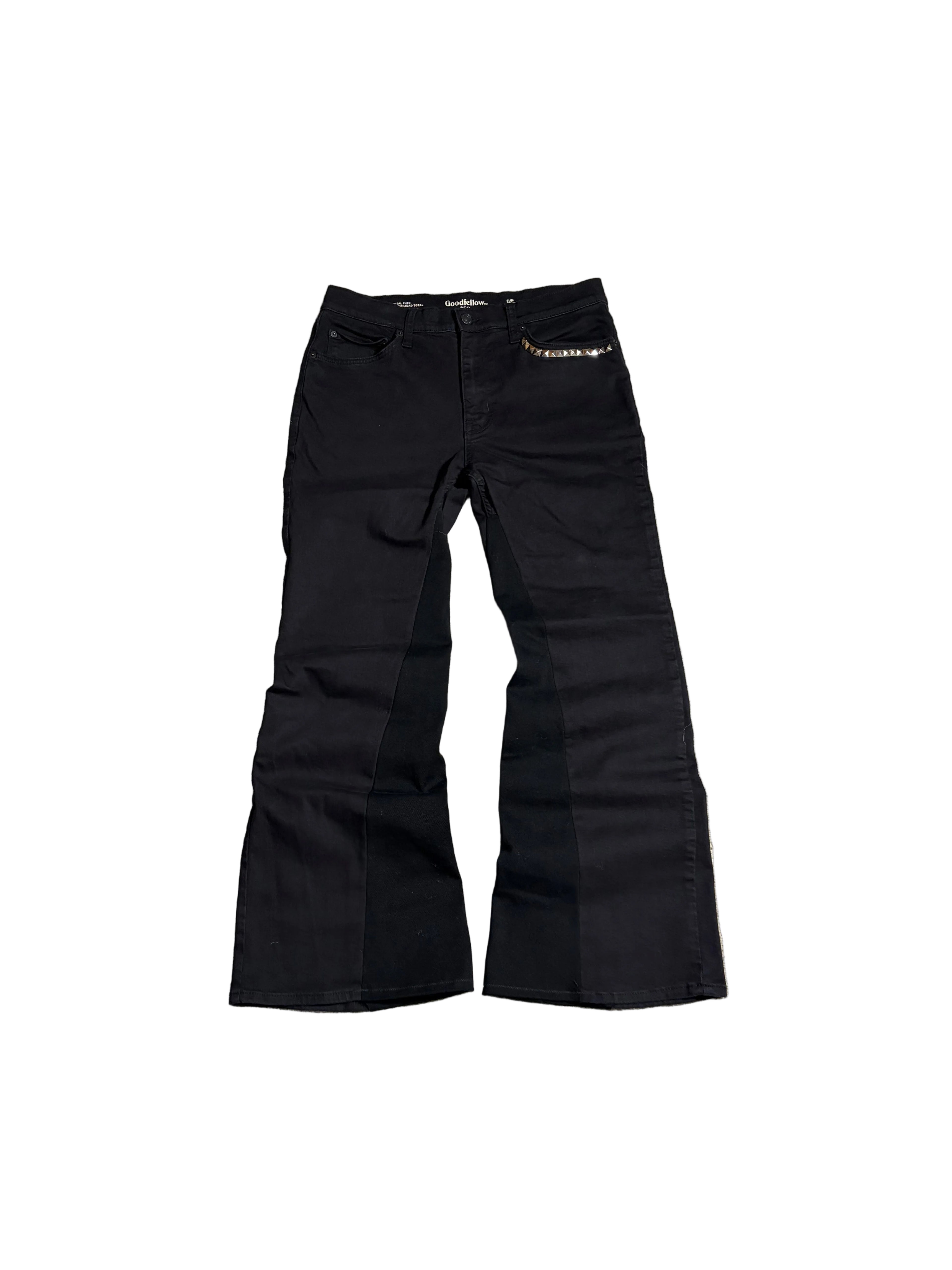 Black flared jeans. Size: 32x32
