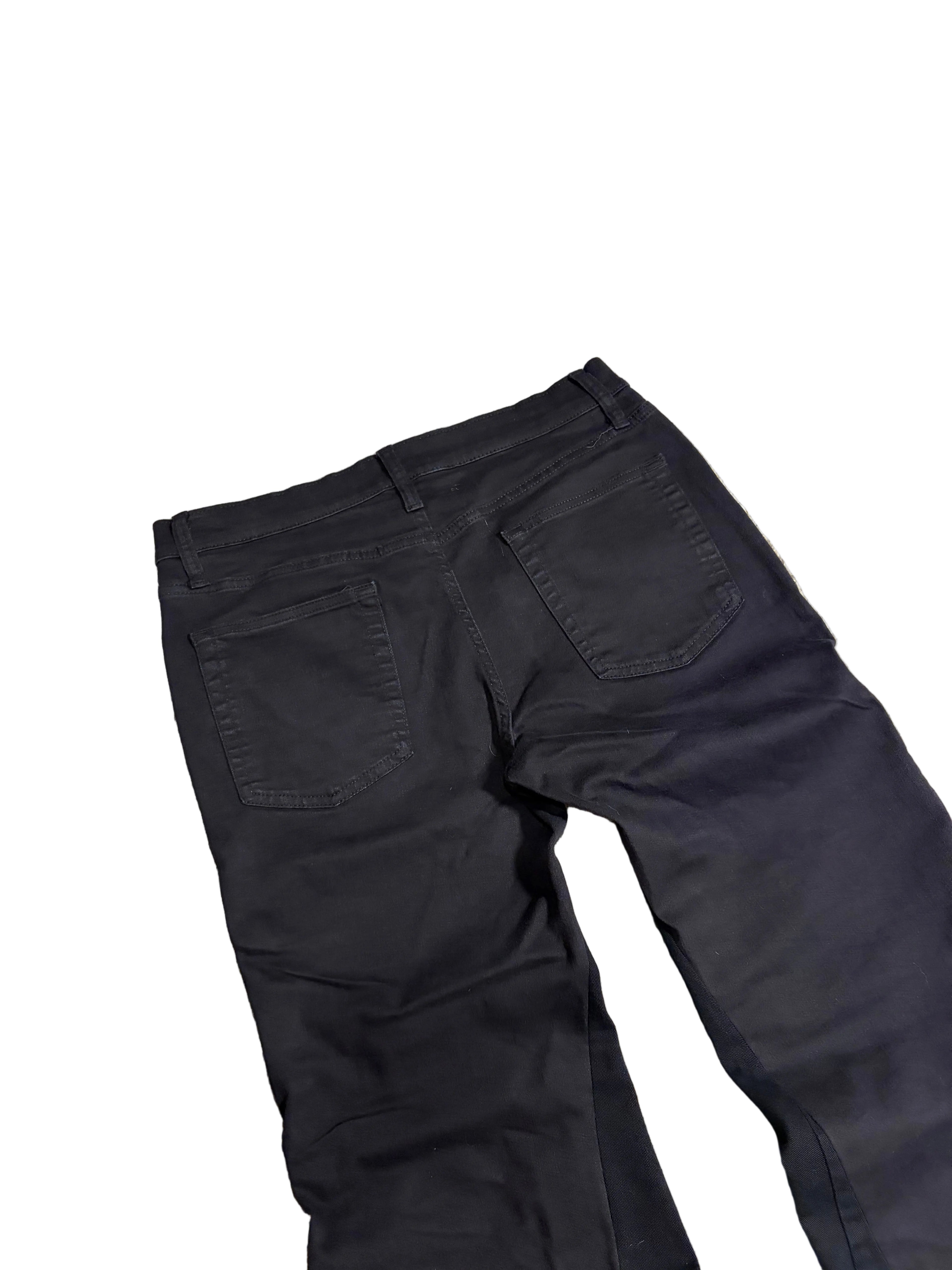 Black flared jeans. Size: 32x32