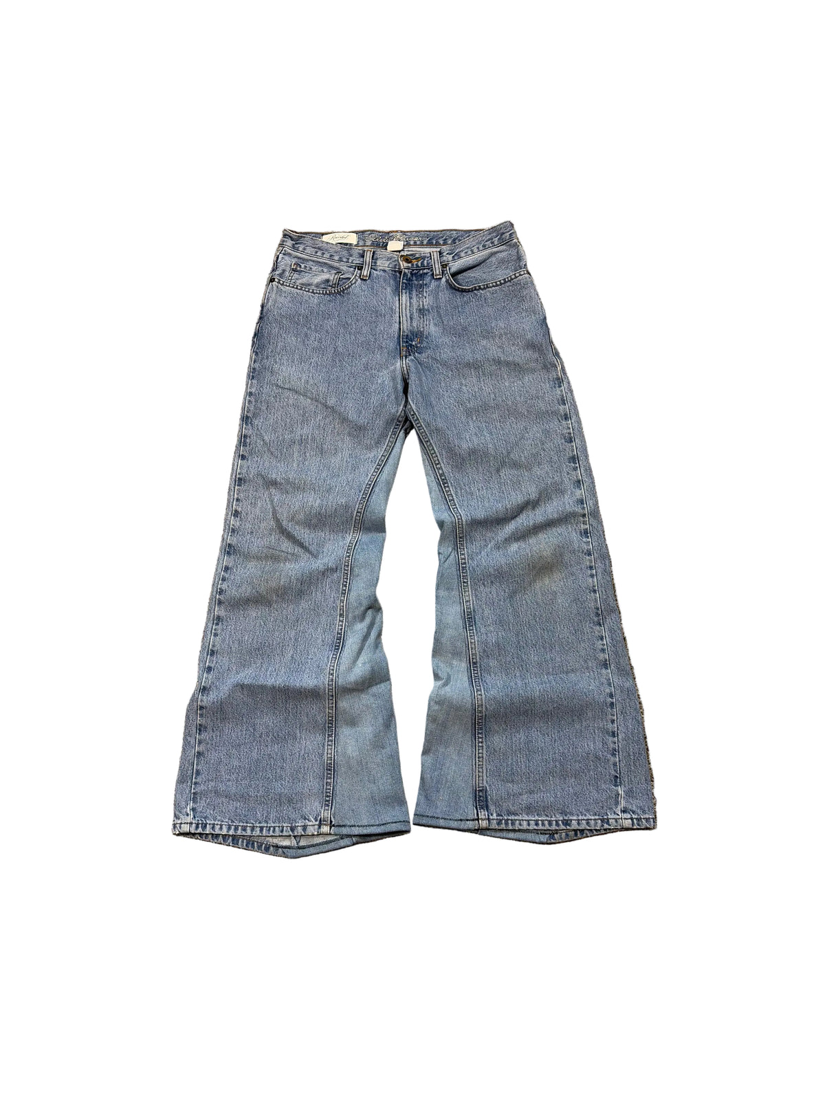 Light blue baggy jeans. Size: 32x32