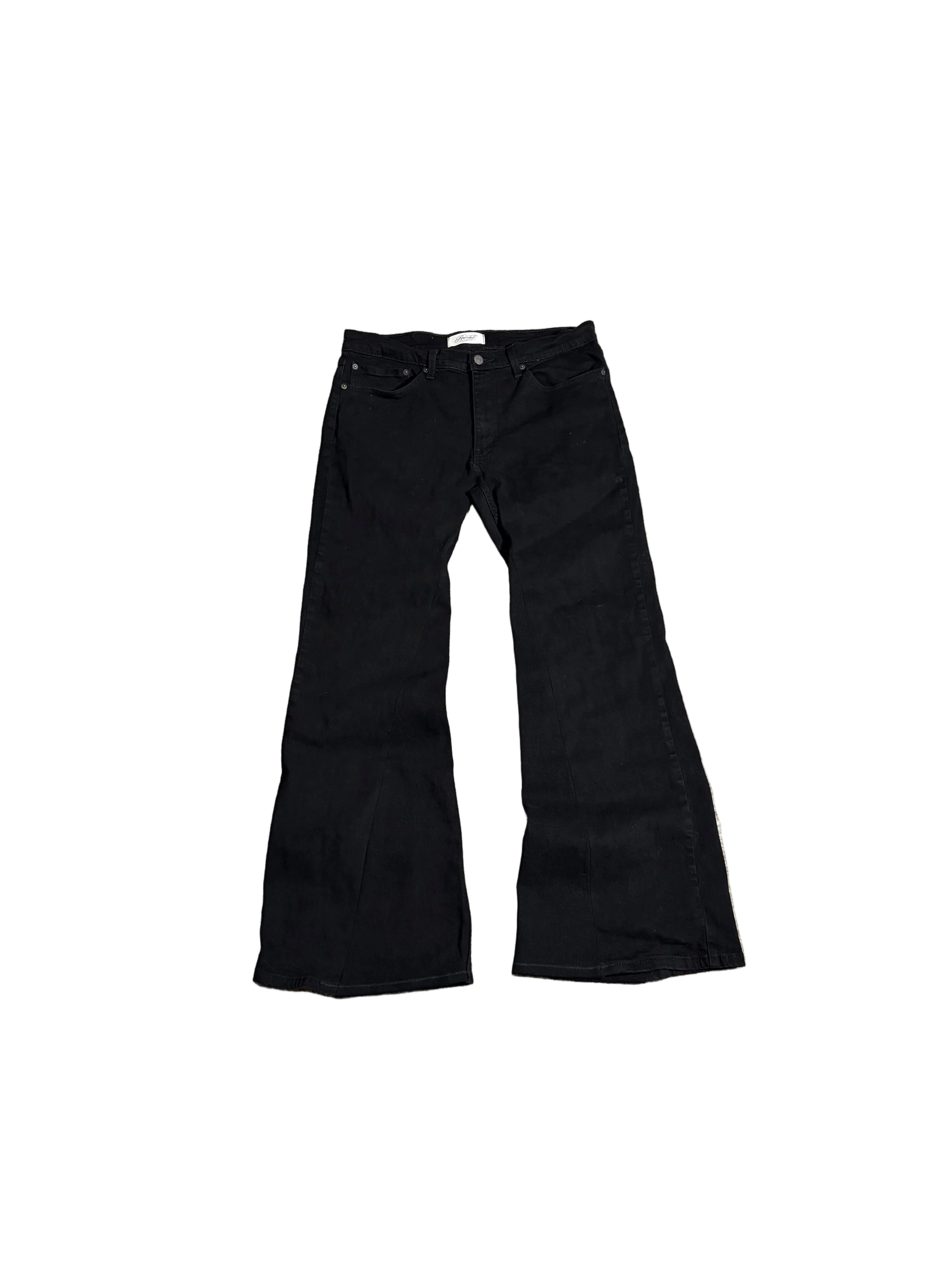 Black flared jeans. Size: 34x34