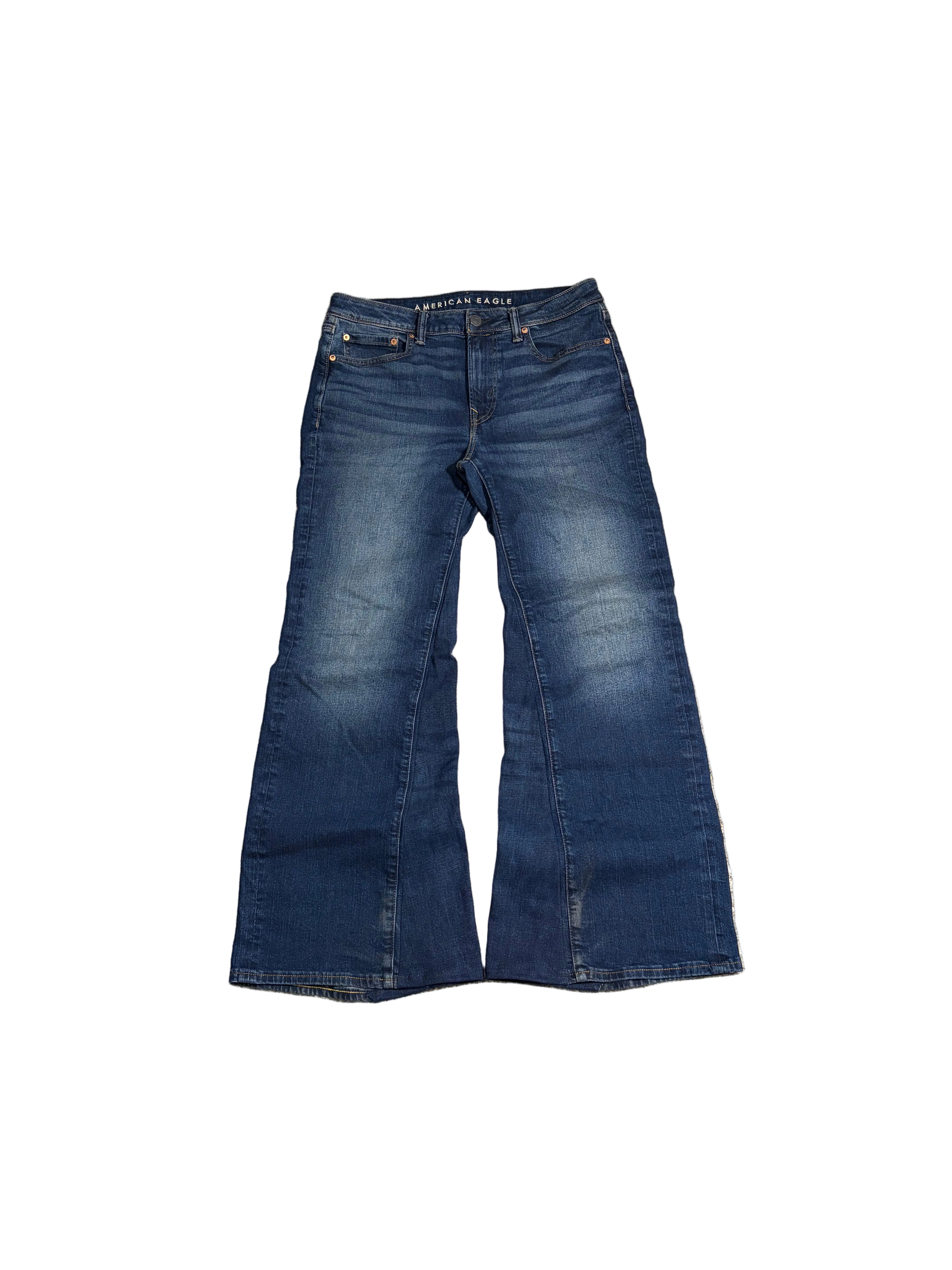 blue washed flared jeans. Size: 32x32