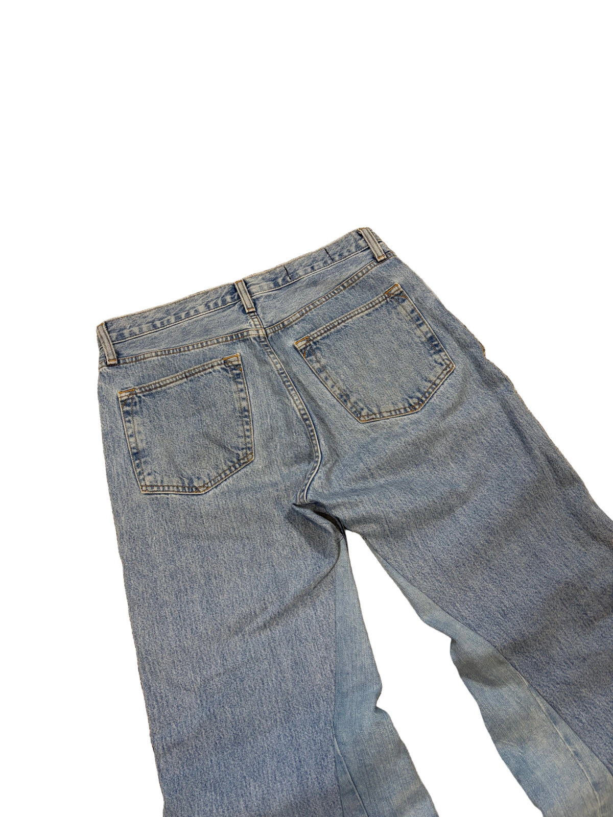 Light blue baggy jeans. Size: 32x32
