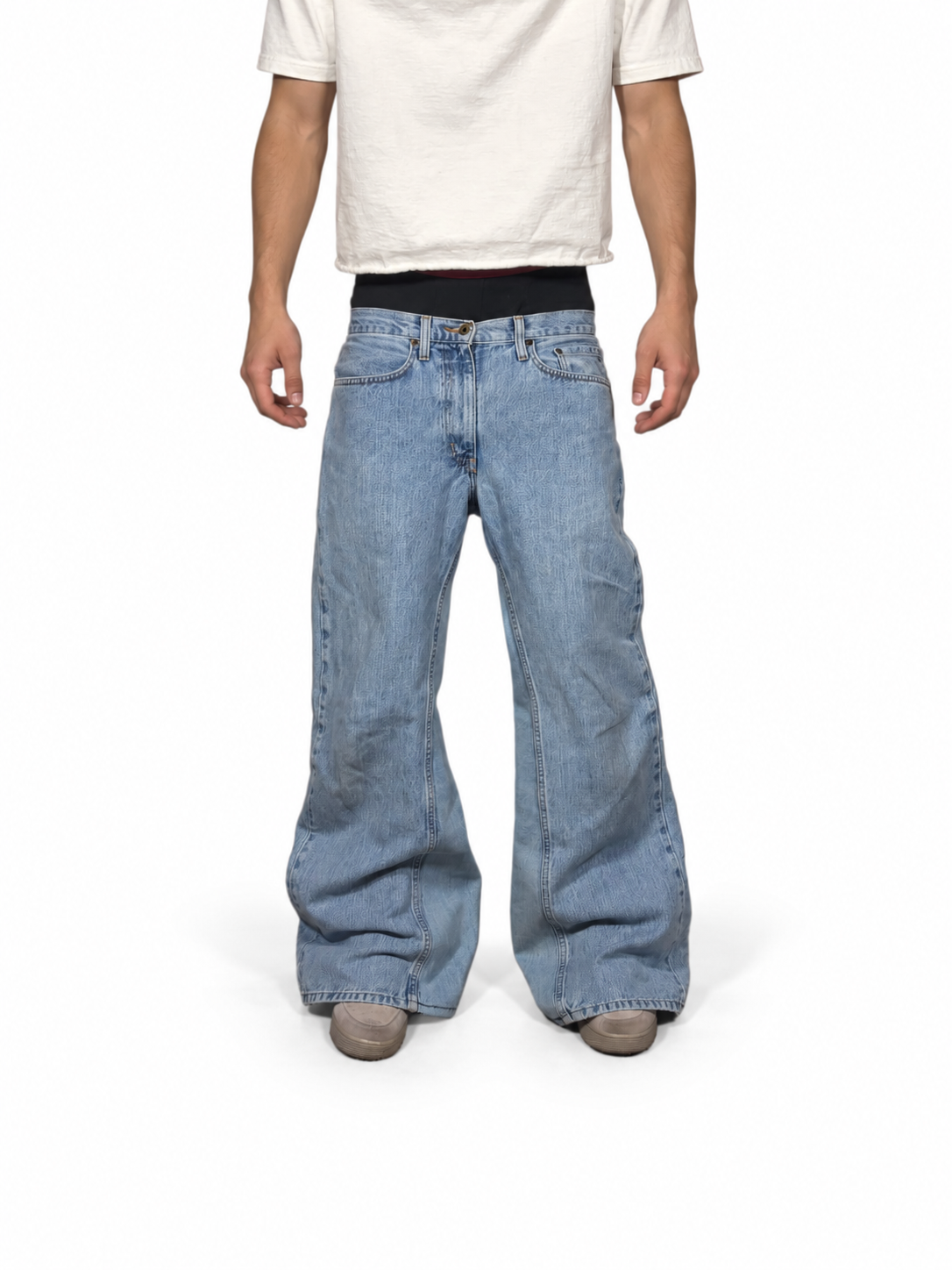 Light blue baggy jeans. Size: 32x32