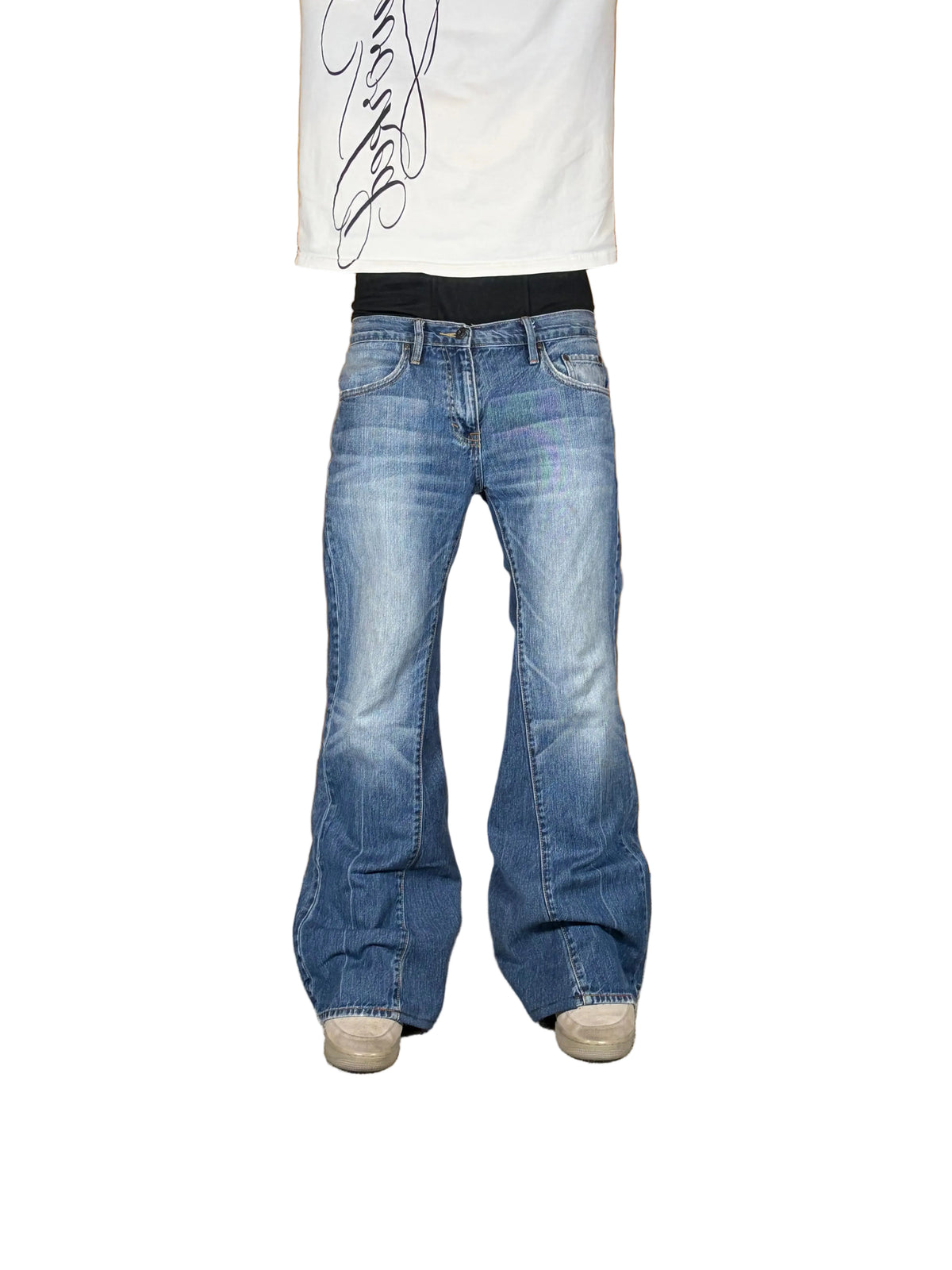 1of1 blue washed flared jeans. Size: 31x32