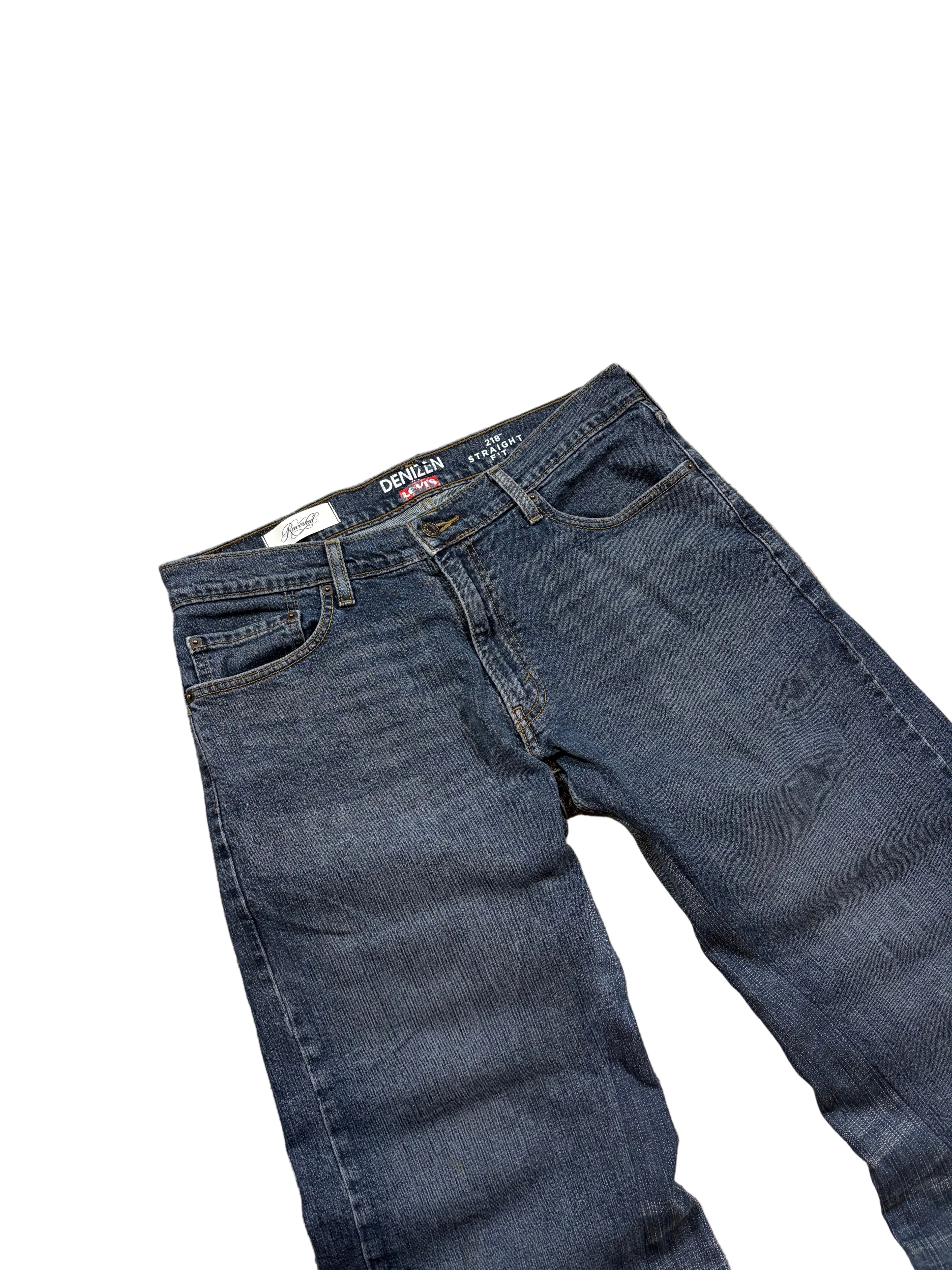 Vintage bootcut jeans. Size: 34x30